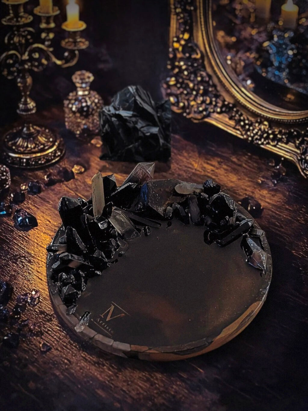 Plateau rituel en résine/Obsidienne & quartz fumé (6,5 po) | Pièce unique